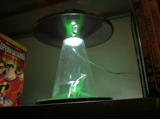Alien Lamp underifrån